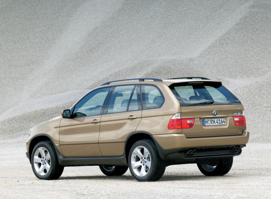  BMW X5 2004 года  (фото 35 из 45)